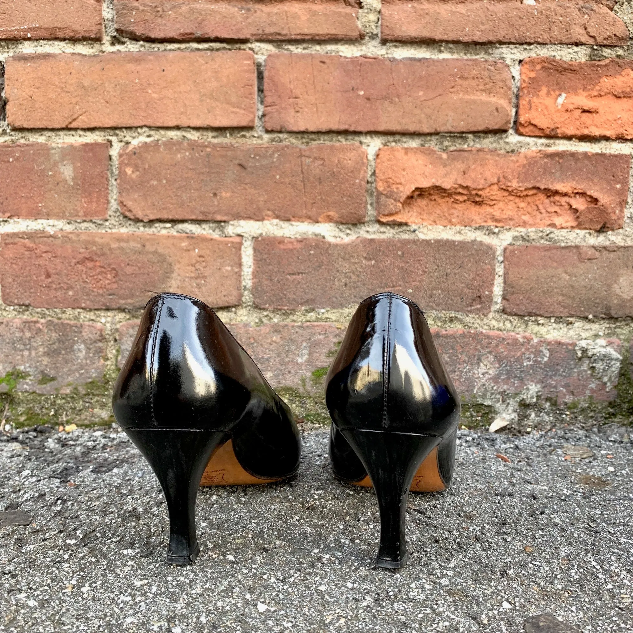 1980s Yves Saint Laurent Black Patent Pump