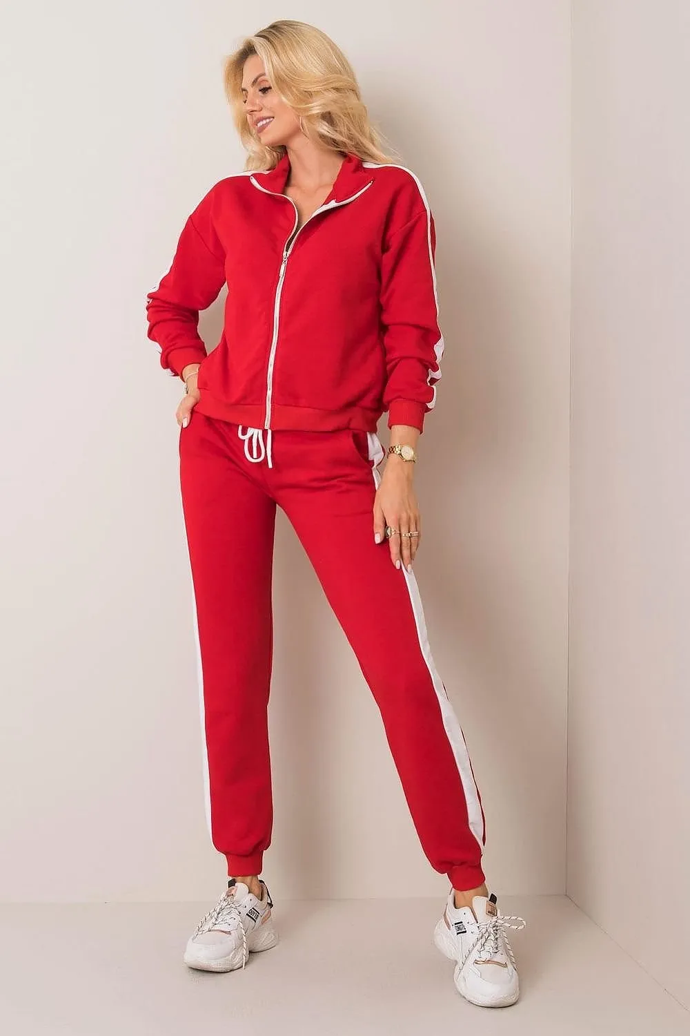 Chic Piped Zip-Up Sweatshirt and Joggers Ensemble for Ultimate Comfort