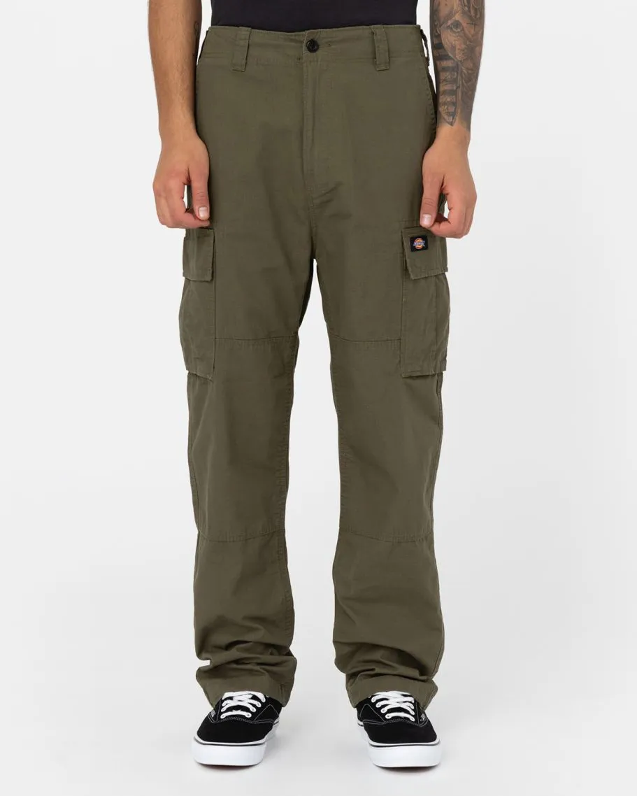 Eagle Bend Trousers in Military Green