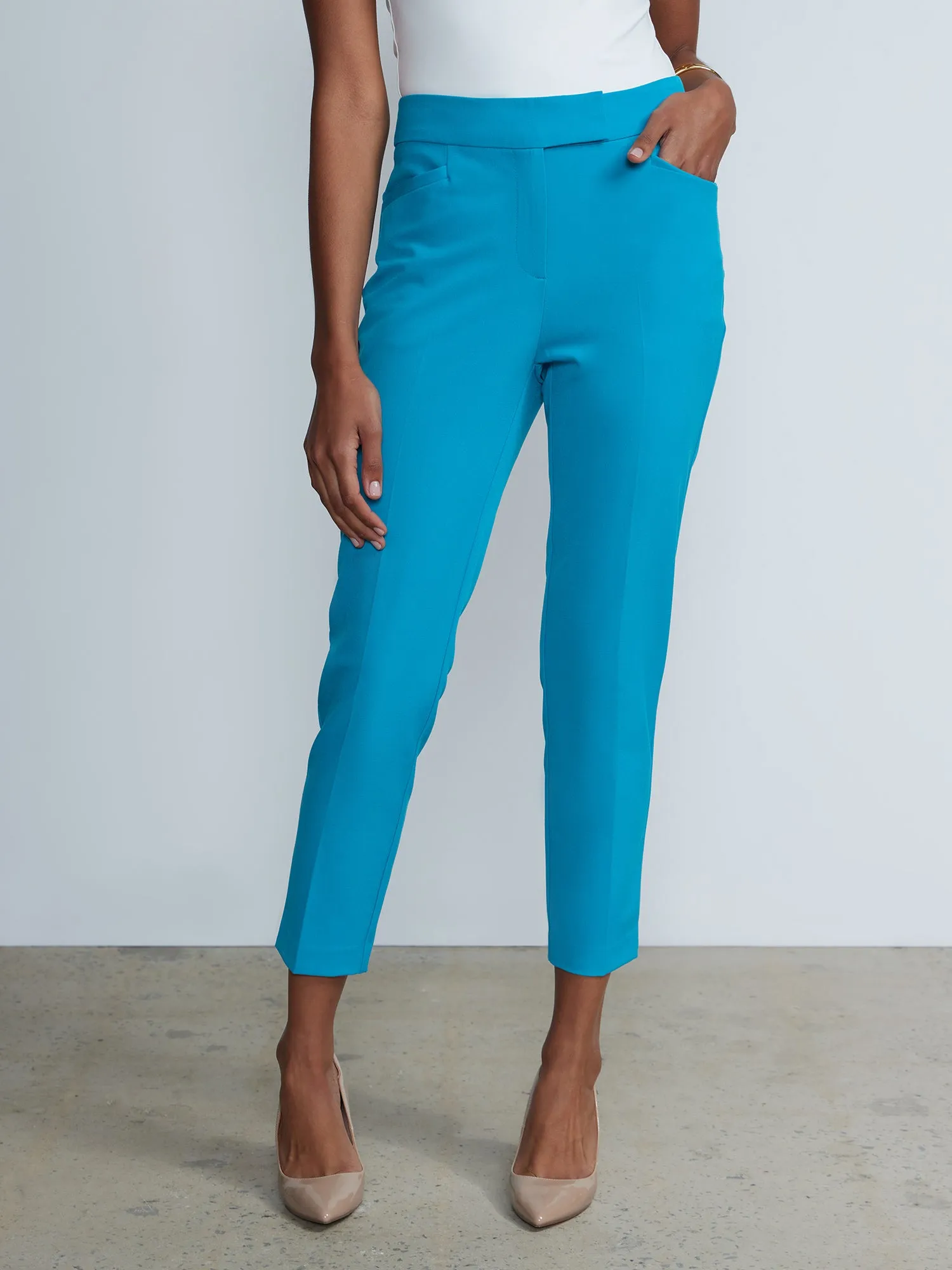 Essential Stretch High Rise Straight Leg Pant