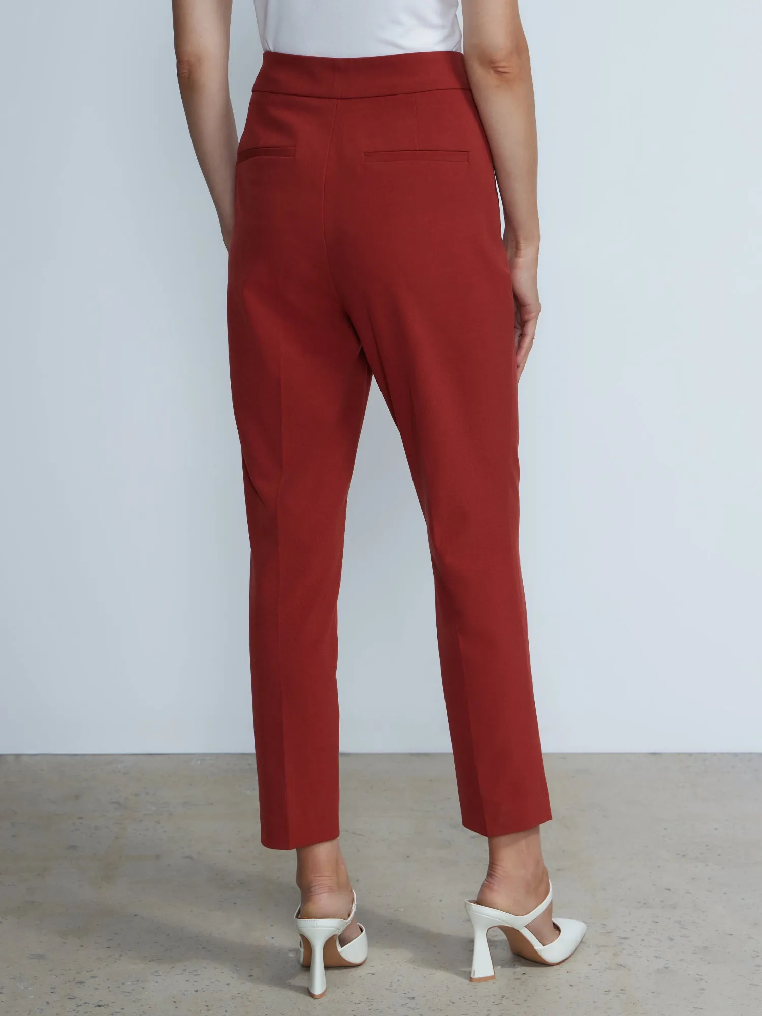 Essential Stretch High Rise Straight Leg Pant