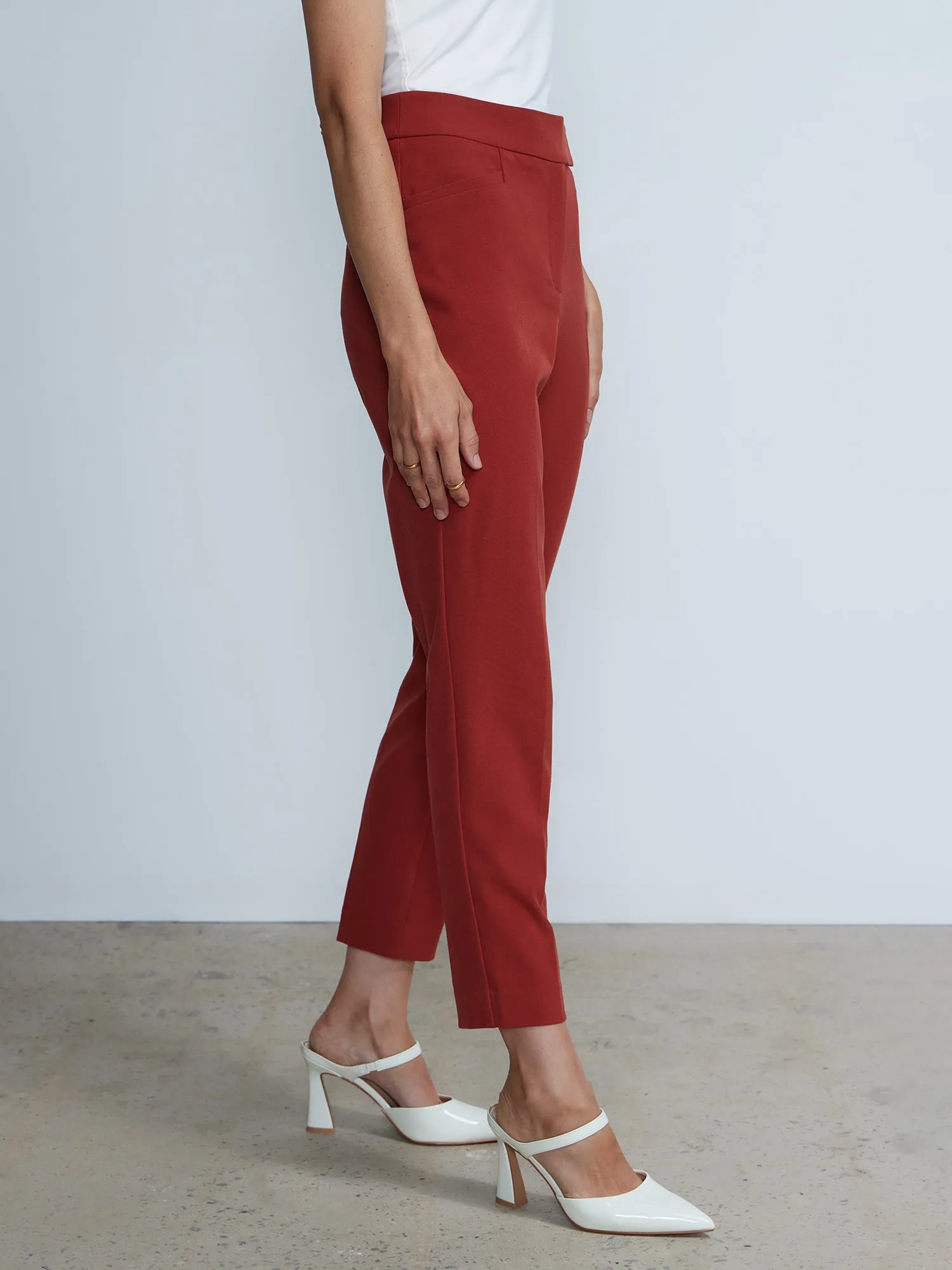 Essential Stretch High Rise Straight Leg Pant