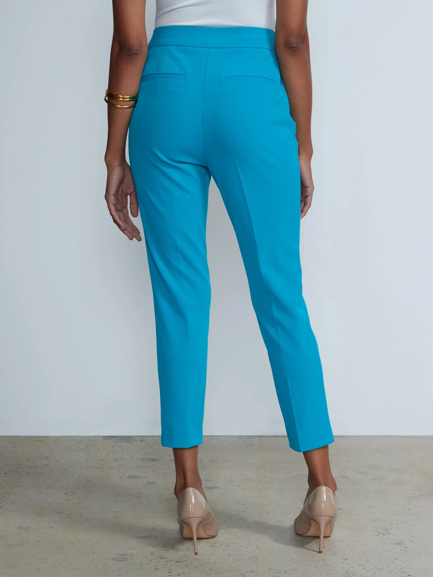 Essential Stretch High Rise Straight Leg Pant