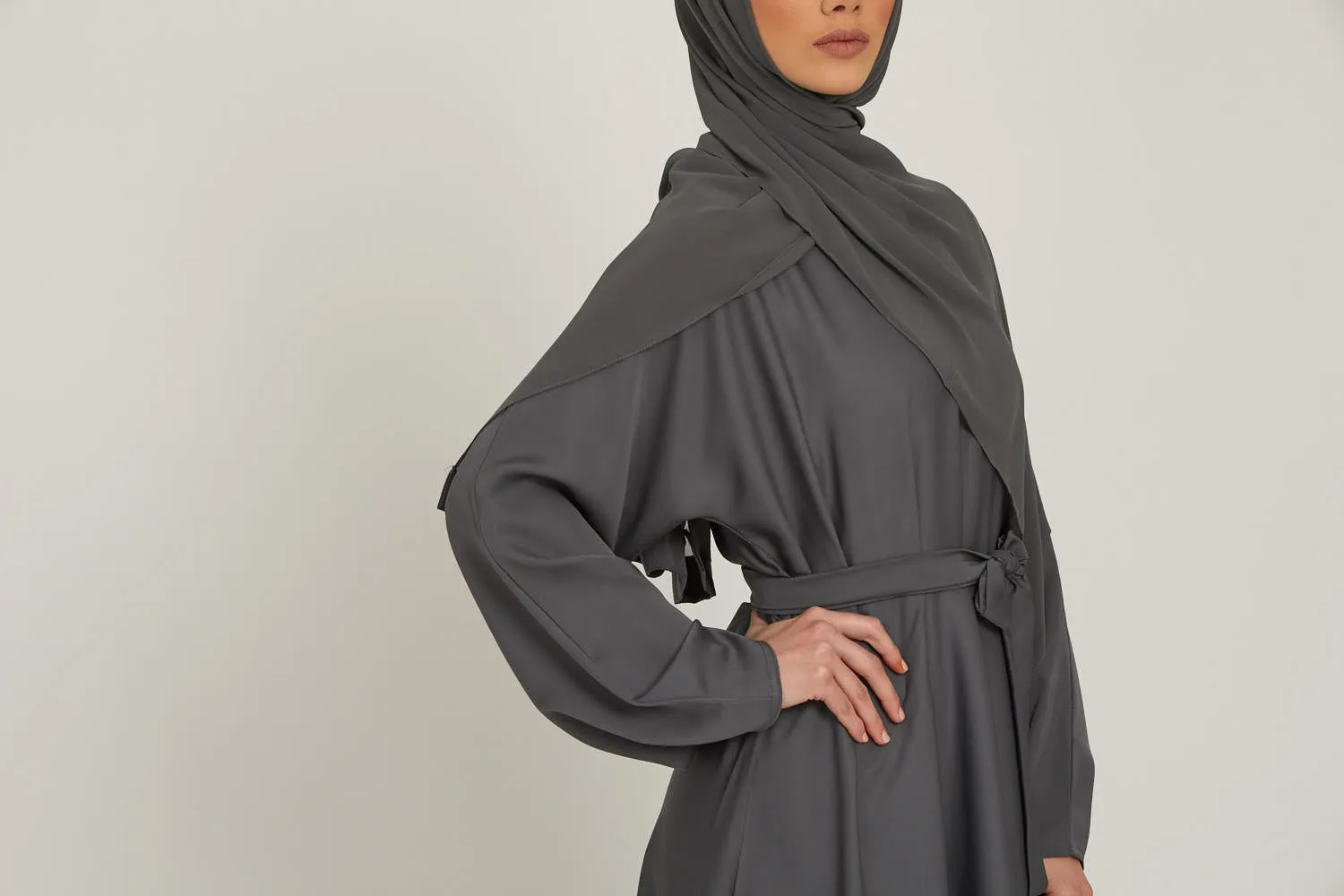 Pebble Umbrella Cut Closed Abaya