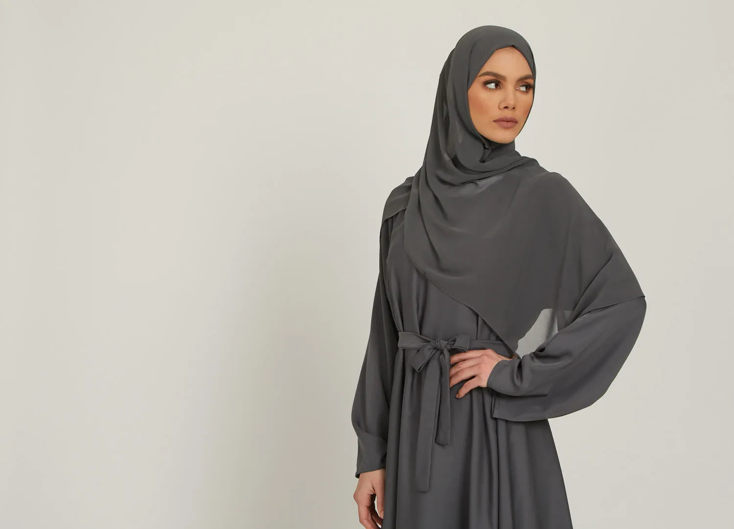 Pebble Umbrella Cut Closed Abaya