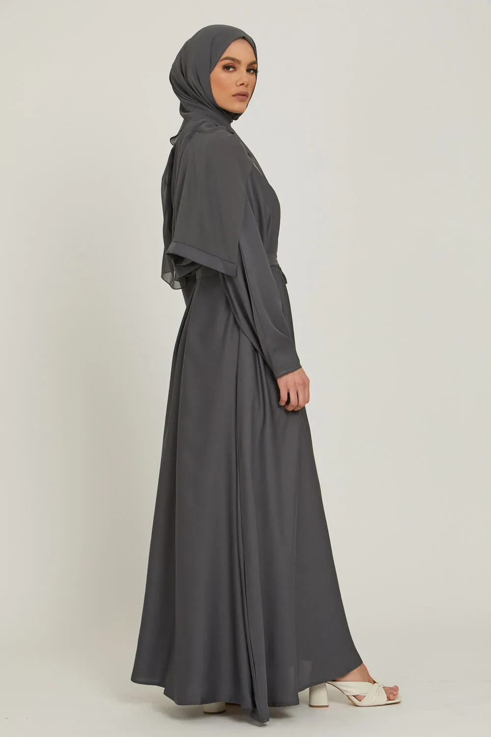 Pebble Umbrella Cut Closed Abaya