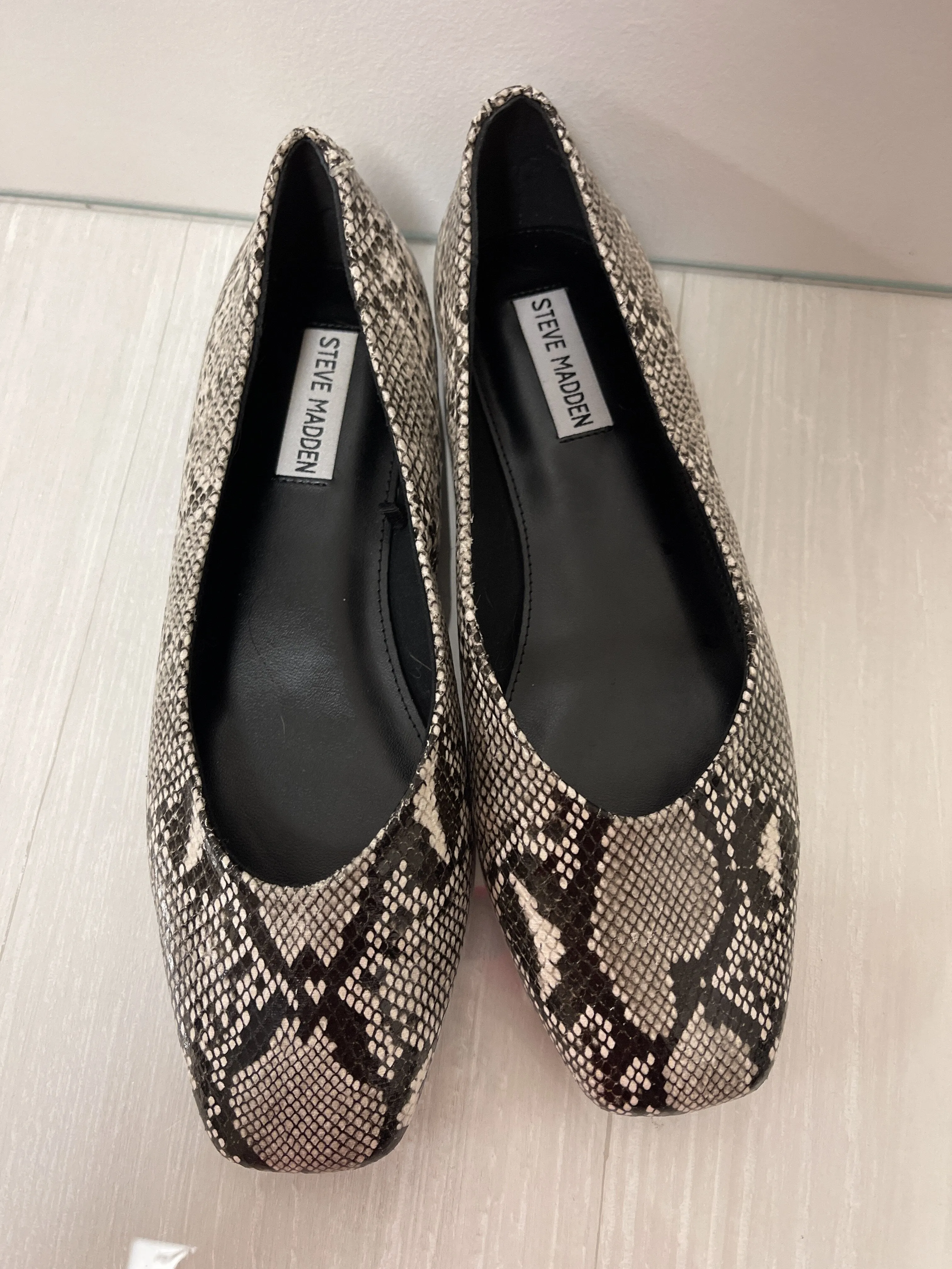 Shoes Flats By Steve Madden  Size: 8.5